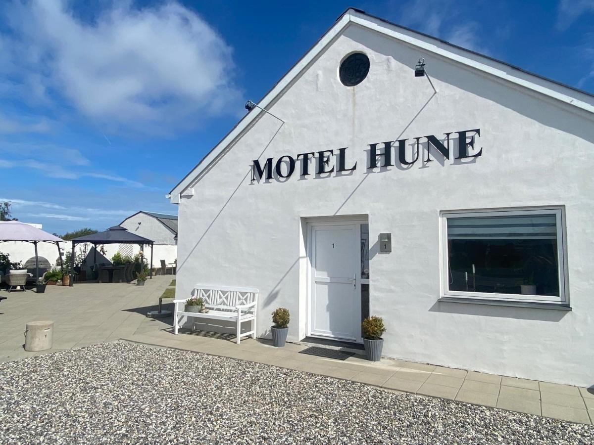 Motel Hune Apartments Блокхус Экстерьер фото