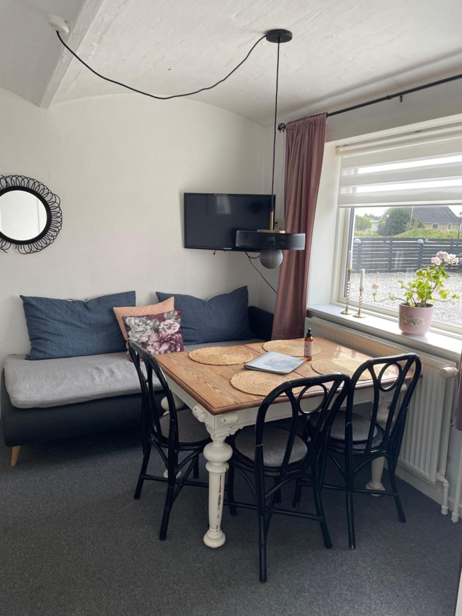 Motel Hune Apartments Блокхус Экстерьер фото