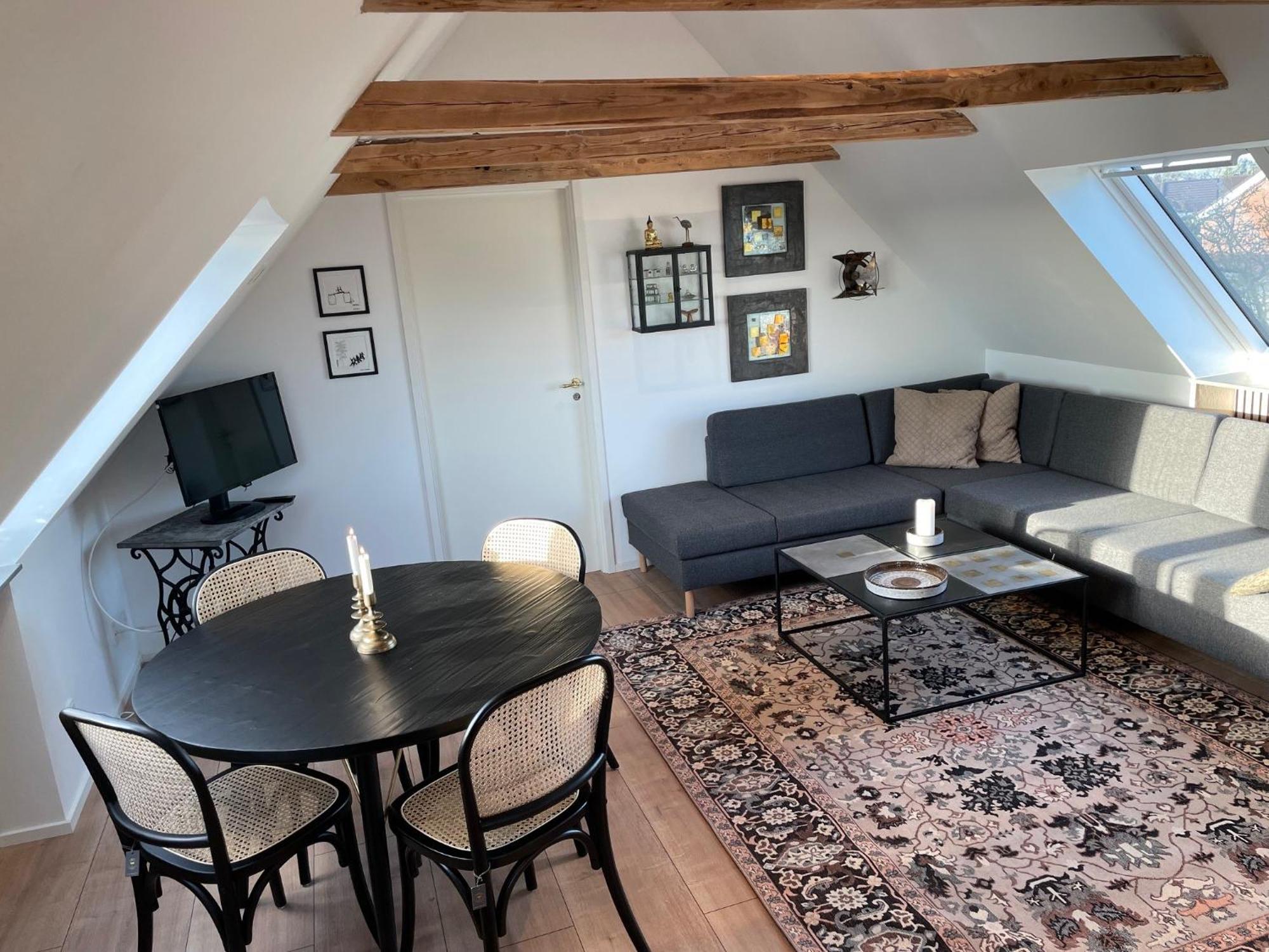Motel Hune Apartments Блокхус Экстерьер фото